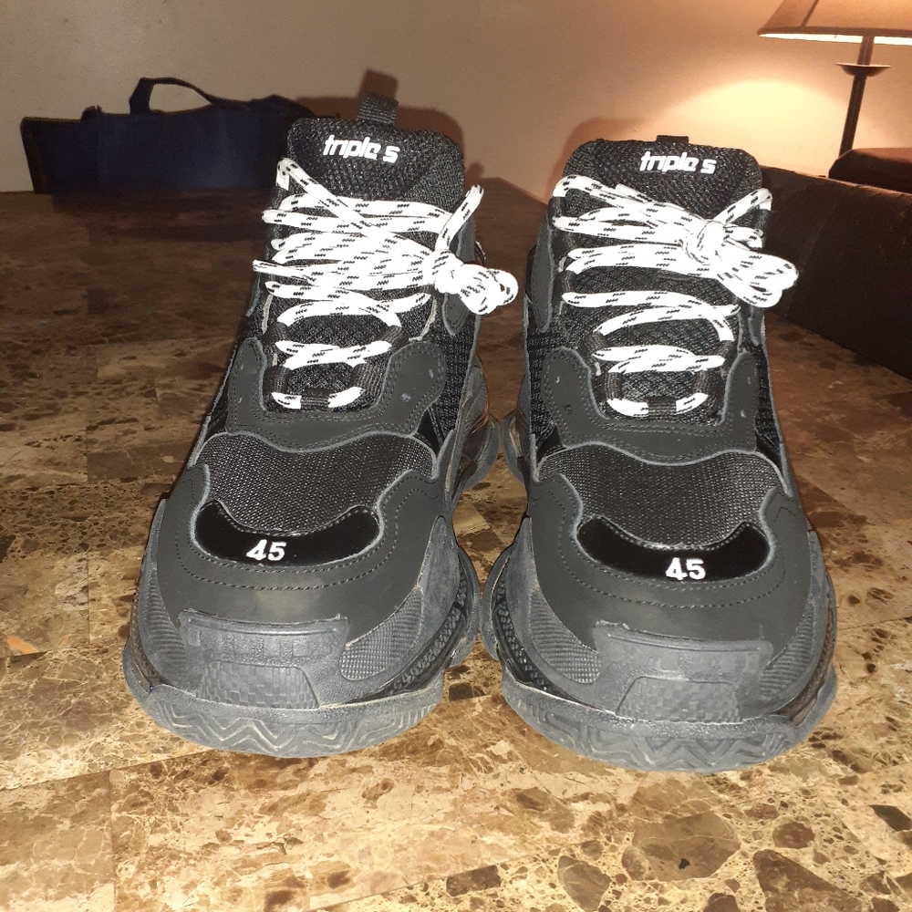 Balenciaga tripple s